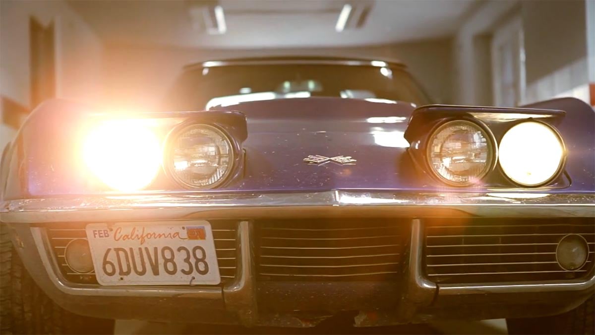 Video: Time Lapse Deconstruction Of 1968 Corvette