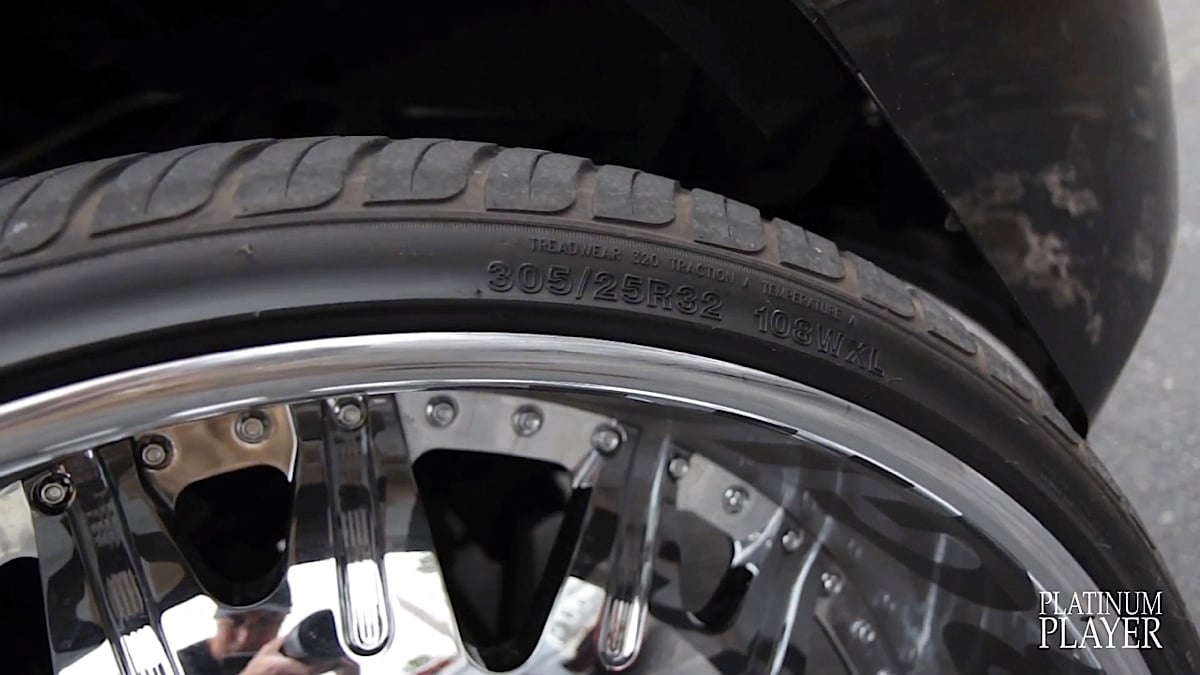 Video: Silverado on 32-inch wheels