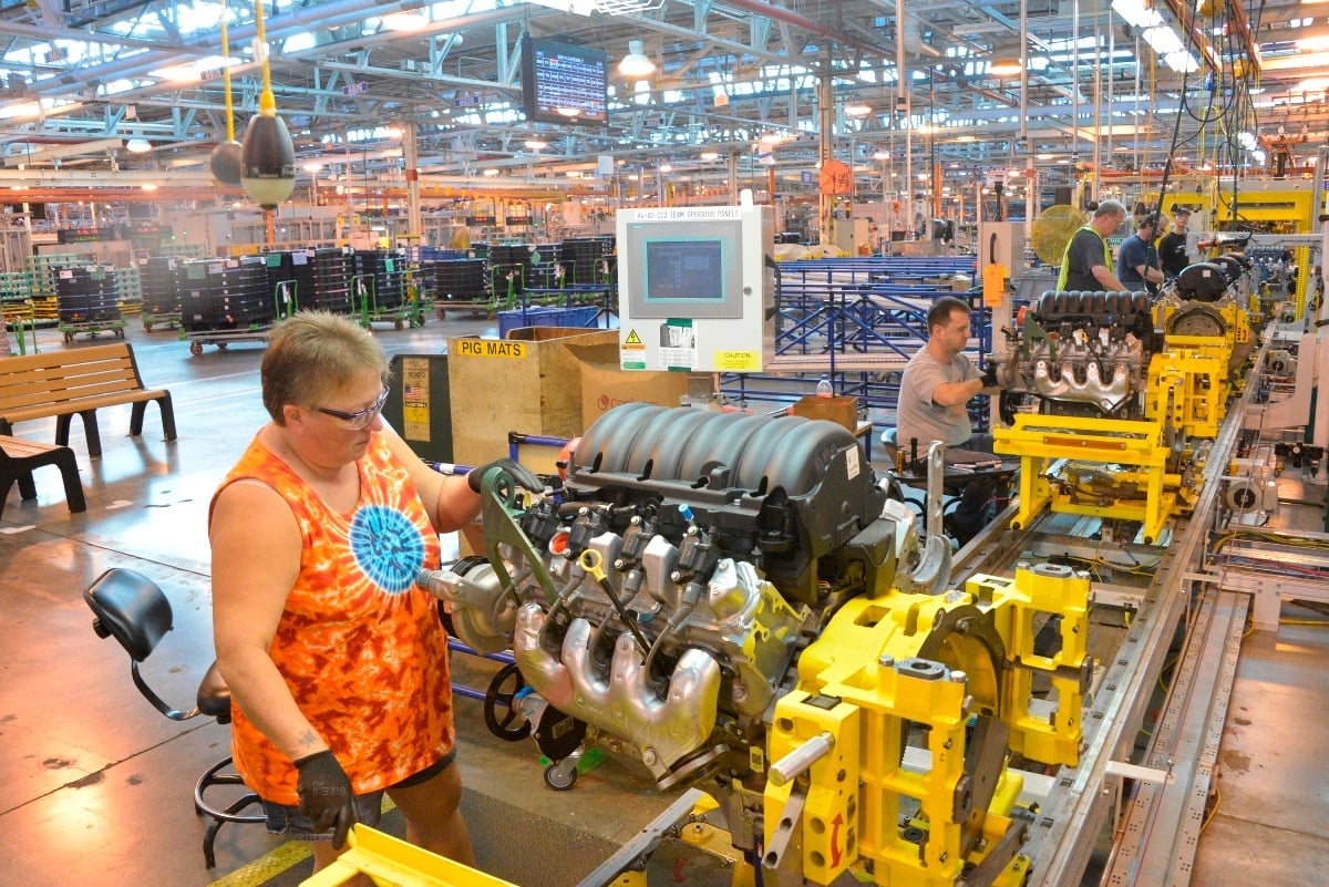 Building Chevy's New LT1 At The Updated Tonawanda Engine Plant