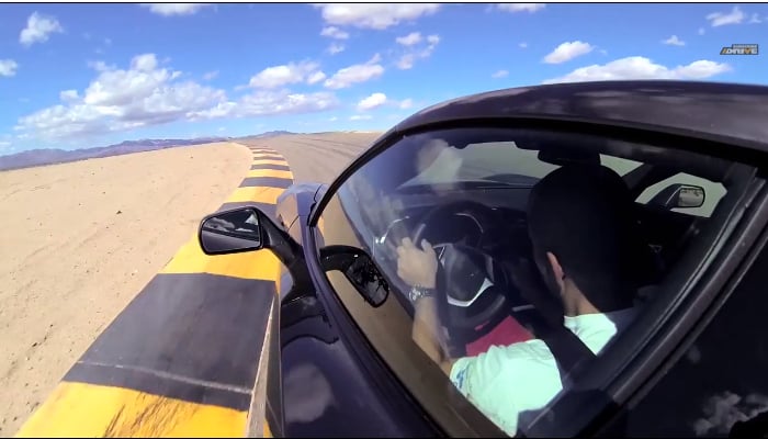 Video: Chris Harris Assesses the Corvette/ Porsche 911 Rivalry