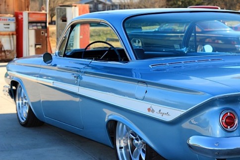 Video: An Immaculate '61 Impala Sighted