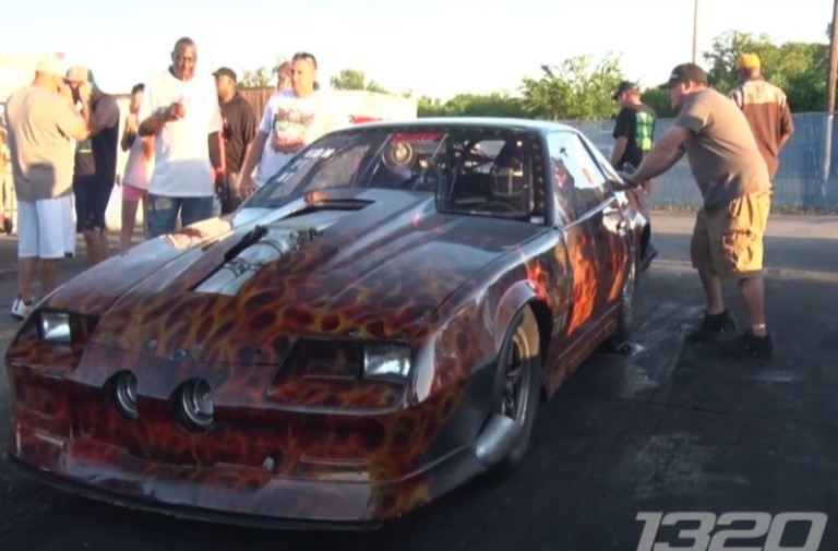 Video: Watch This 3200 Horsepower Camaro Blaze Down the 1320