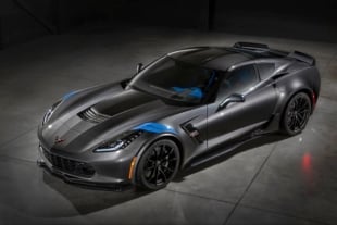 C7 Corvette Grand Sport Revealed: An All-Motor Z06 With Hash Stripes