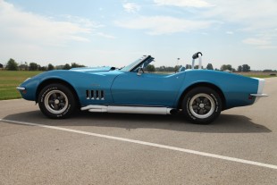 Built To Drive: '69 Corvette Stingray Honors American Racing