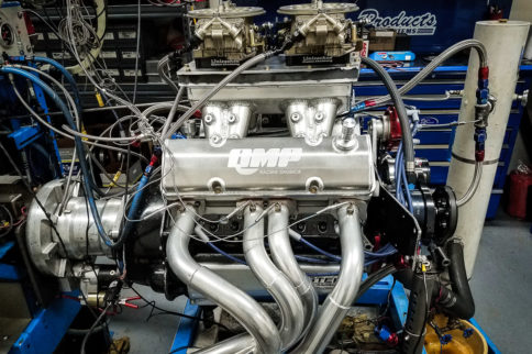 Video: QMP Racing Builds 930+ Horsepower Dual Quad Small-block Chevy