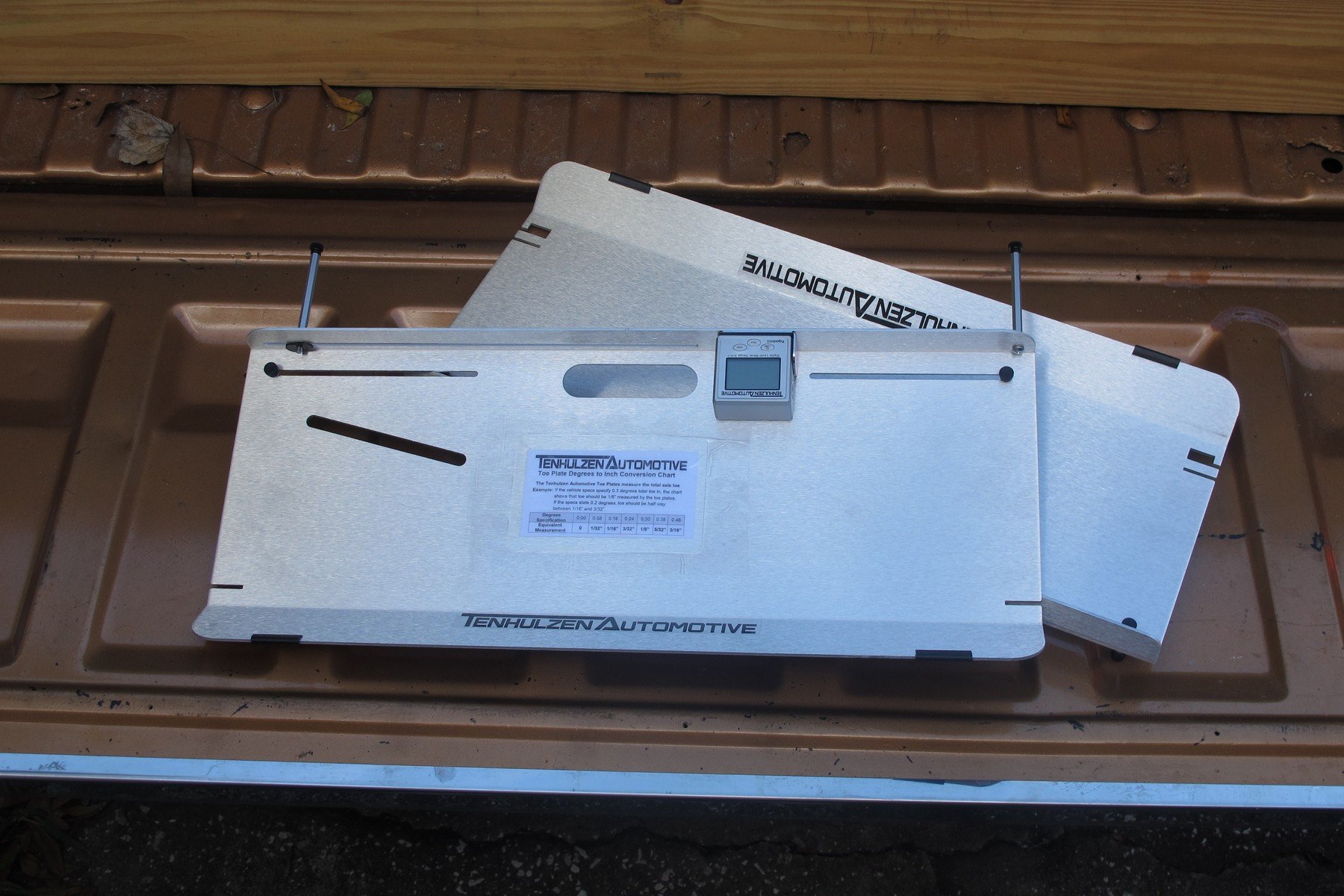 Speedway Front End Toe and Camber Alignment Kit with Turn Plates 