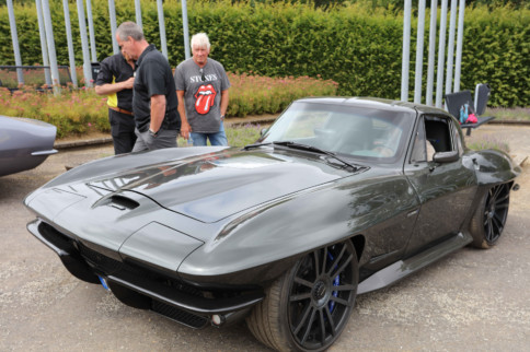 Carbon Fiber ZR1-Powered C2 Corvette Rises Like a Phoenix